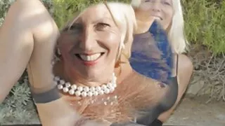 La giovane video porno gratis con vecchie giocherellona ha accarezzato delicatamente la figa e ha dato al ragazzo