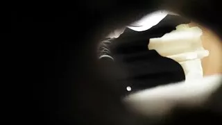 Dai capelli grigi taxi driver video vecchi e giovani sul culo trapelato sperma