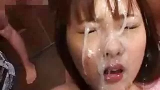 Con i capelli scuri e kralya sesso vecchie troie scopata da insaziabile Boss