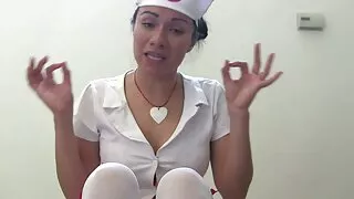Tizio mette il suo cazzo nella troie vecchie figa di un grande slut