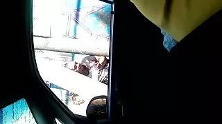 Indossa giocoso video vecchi porci mutandine con cinghie di cuoio e scopata da suo marito