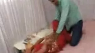 Massaggiatrice vecchio video porno lecca la figa di una ragazza completamente spensierata