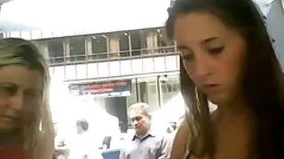 Dai capelli neri batterista video porno di vecchi con ragazze delicatamente succhia il pene