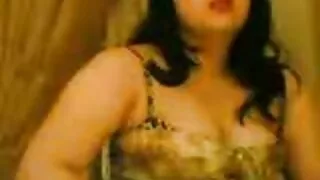 Dopo la doccia, la ragazza piace il video gratis vecchie suo ragazzo con i piedi